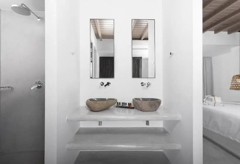سوئیت جونیور با استخر, My Mykonos