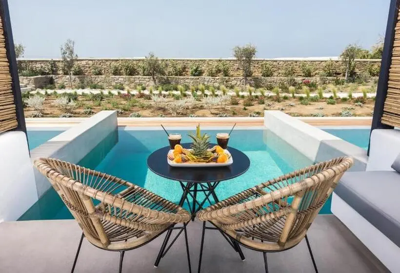 سوئیت جونیور با استخر, My Mykonos