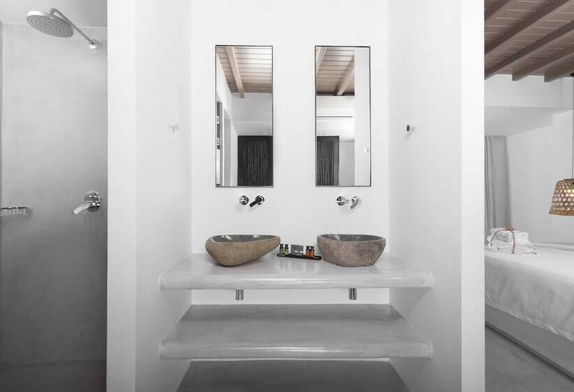 配有游泳池的小型套房, My Mykonos