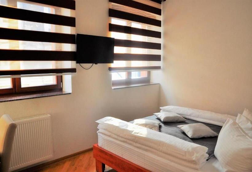 اتاق استاندارد, Noble