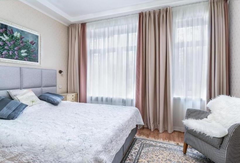 اتاق استاندارد, Parus Boutique