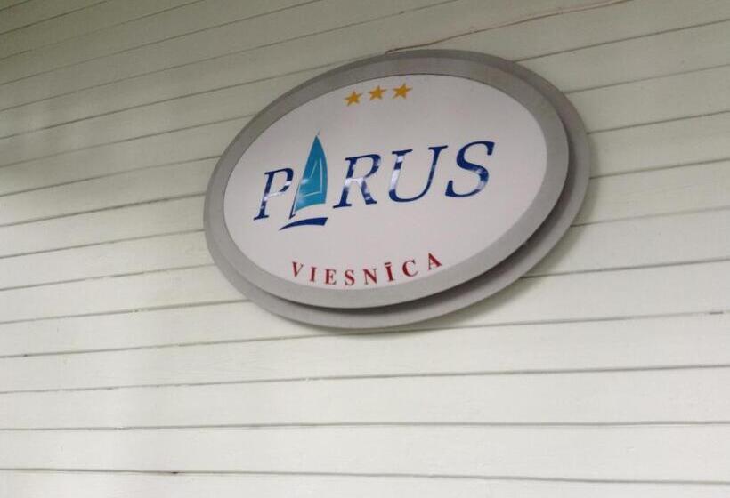 اتاق استاندارد یک نفره, Parus Boutique