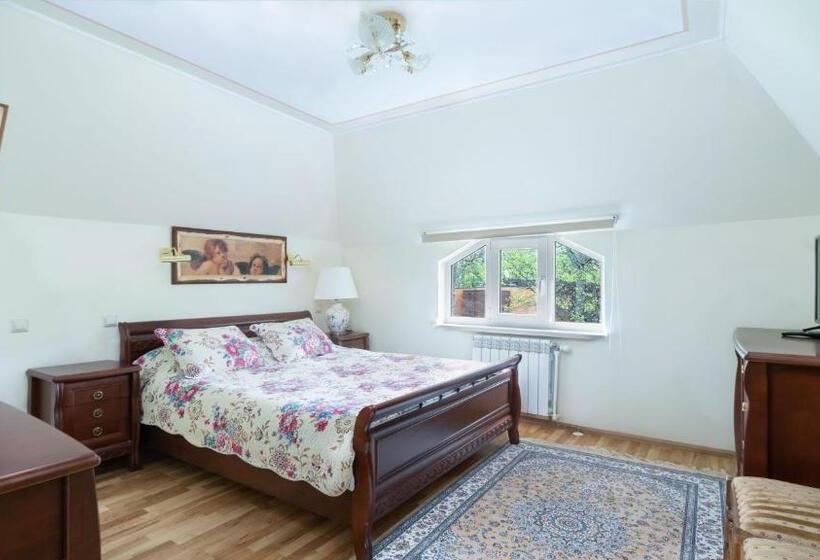 آپارتمان 1 خوابه, Parus Boutique