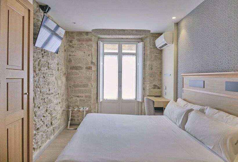 חדר סטנדרט, Praza Quintana