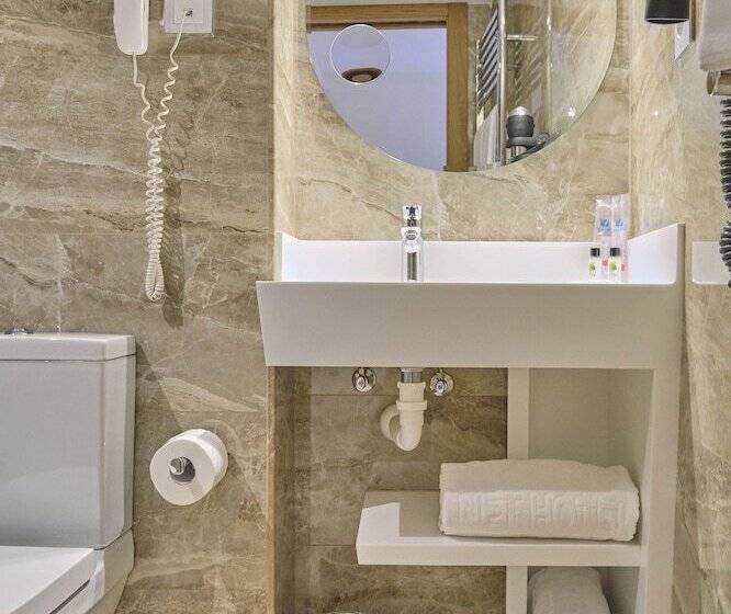 חדר סטנדרט, Praza Quintana