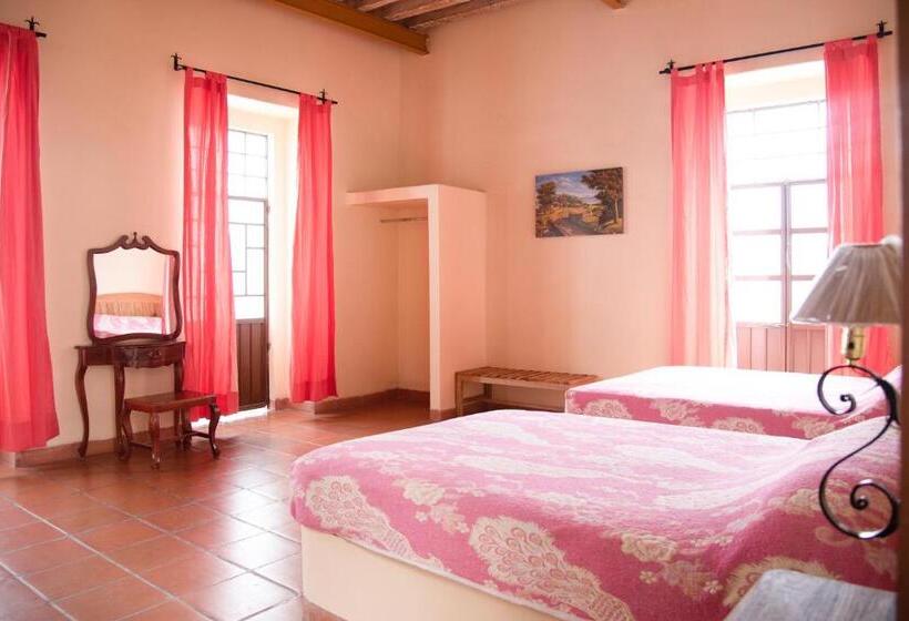 اتاق استاندارد چهار تخته, Rincón Poblano