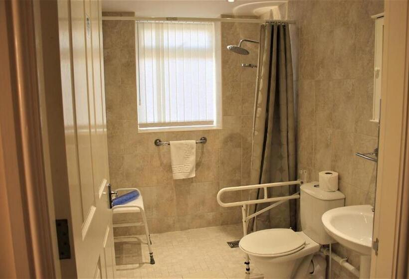 适合残疾人使用的标准间, Winchmore