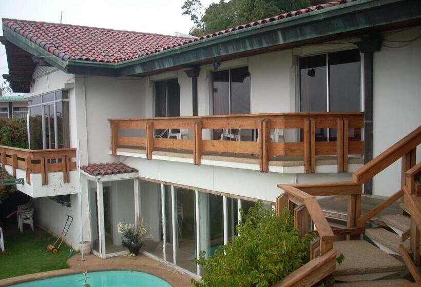 스탠다드 룸 공동 욕실, My Father S House Bed