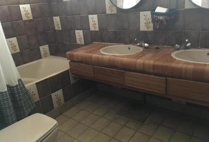 스탠다드 발코니 룸 바다 전망, My Father S House Bed