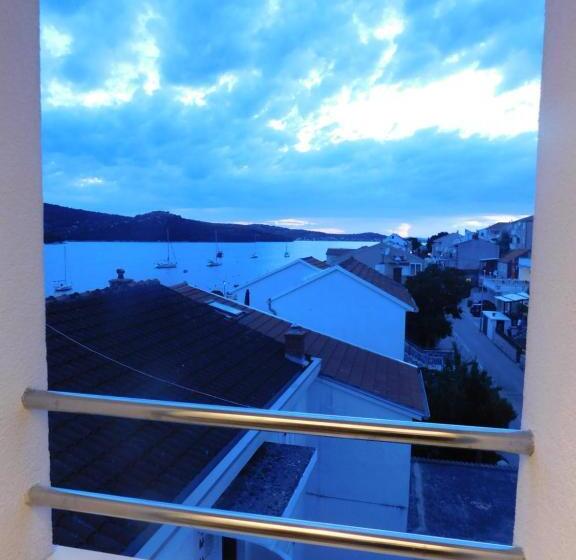 Апартаменты 1 Спальня Вид на Море с Балконом, Gina Bed & Breakfast