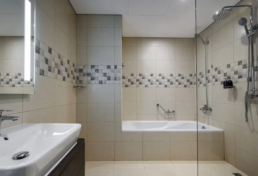 استودیوی لوکس, Centara West Bay Hotel & Residences Doha