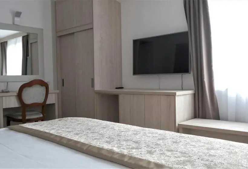Suite, Consul