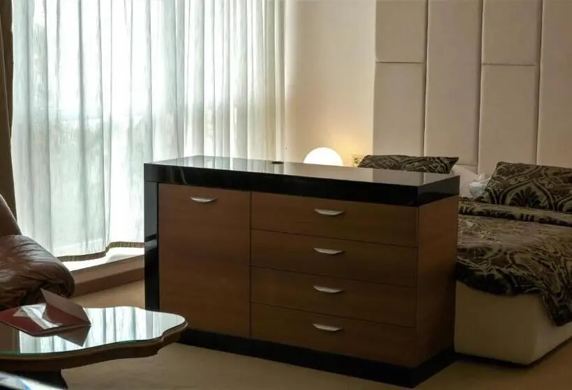 Habitación Comfort, Consul