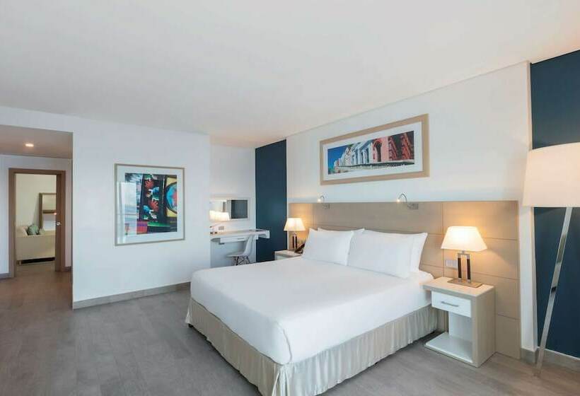 جناح, Doubletree By Hilton Mazatlan