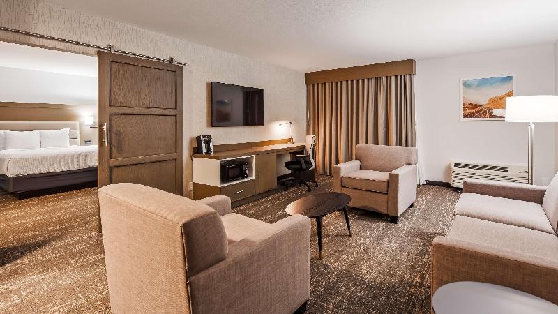 适合残疾人士使用的套间, Holiday Inn Express And Suites South Hill, An Ihg
