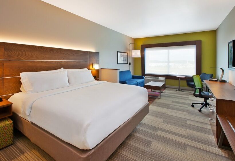 جناح لذوى الاحتياجات الخاصة, Holiday Inn Express And Suites South Hill, An Ihg