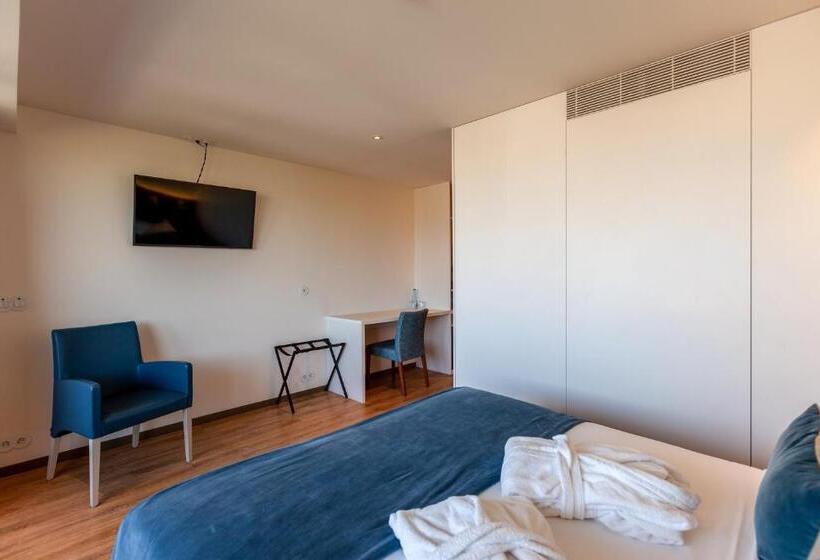 اتاق سوپریور, Sea Porto