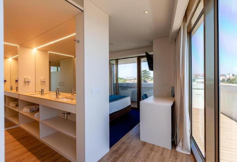 سوییت سوپریور, Sea Porto