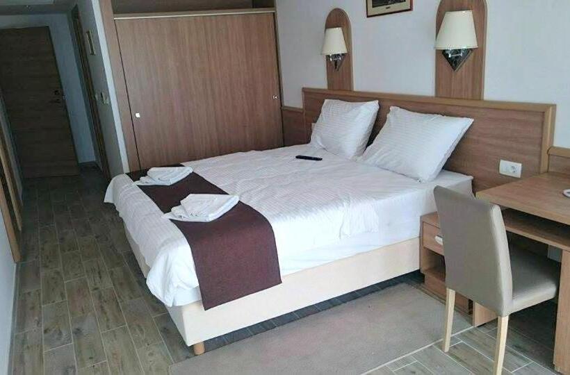 غرفة ديلوكس مطلّة علي الحديقة, Villa Paradiso 2