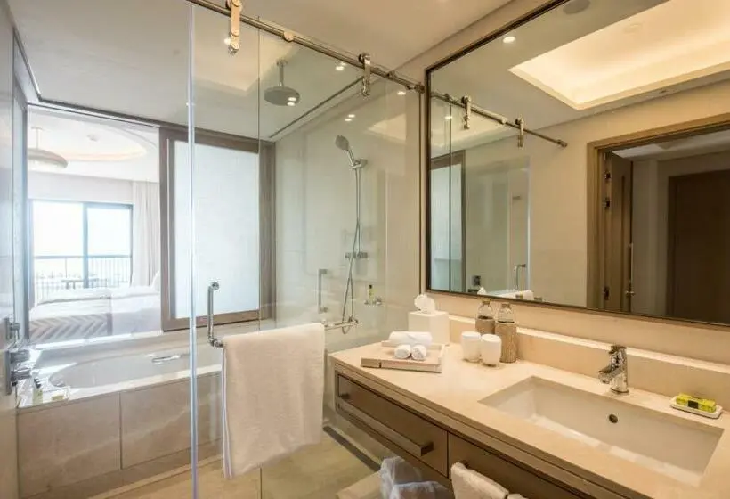 اتاق کلاسیک با چشم‌انداز باغ, Intercontinental Fujairah Resort, An Ihg
