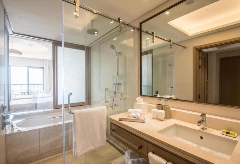 스위트 킹사이즈 침대, Intercontinental Fujairah Resort, An Ihg