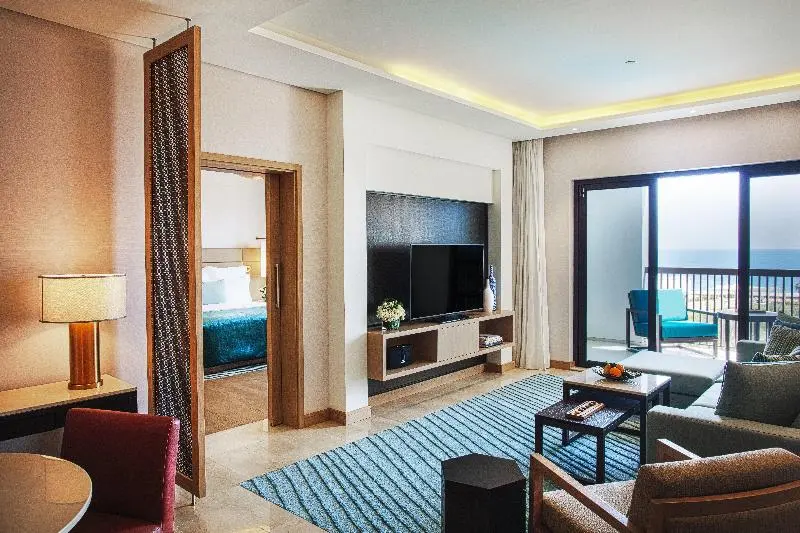 سوئیت با تخت بزرگ, Intercontinental Fujairah Resort, An Ihg