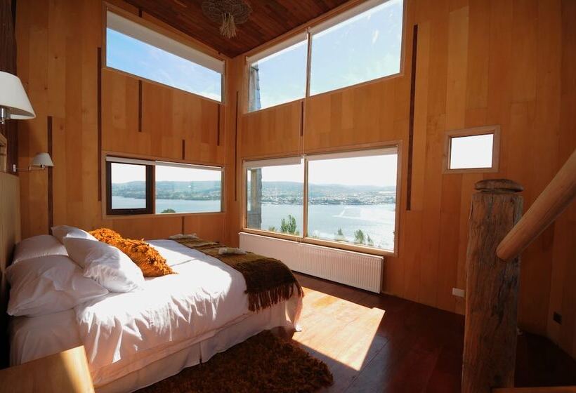 سوییت سوپریور با چشم‌انداز دریا, Ocio Territorial