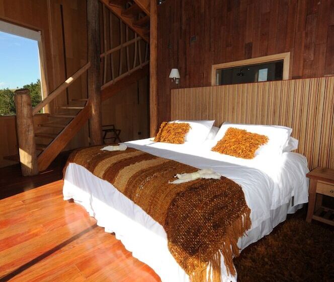 سوییت سوپریور با چشم‌انداز دریا, Ocio Territorial