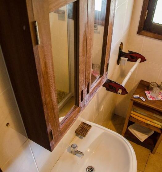 بانگلوی استاندارد, Praia Inhame Ecolodge