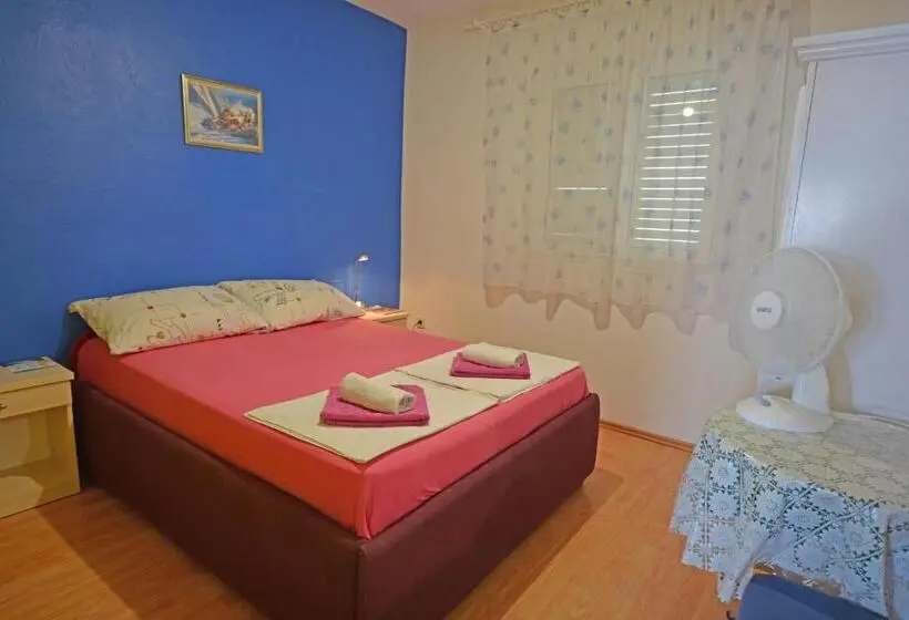 バス共有のスタンダードルーム, Guest House Sunce, Traveler S Choice Best Panoramic View, Supetar Island Brac