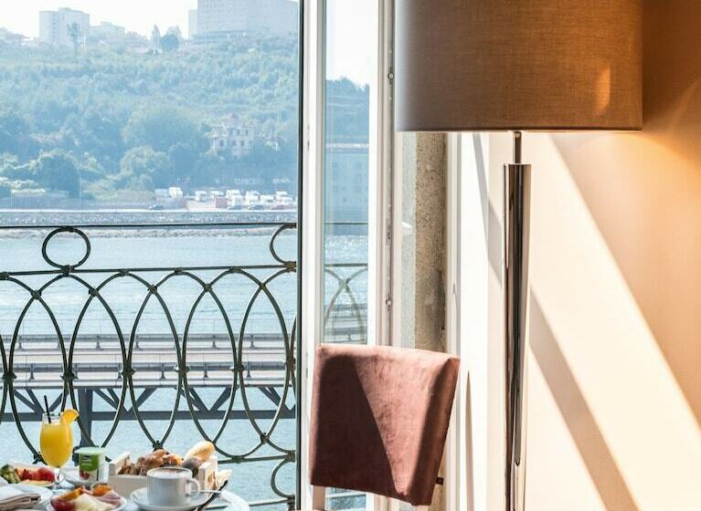 اتاق استاندارد با چشمانداز رودخانه, Vila Gale Porto Ribeira