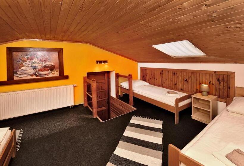 四人标准间, Vila Martina