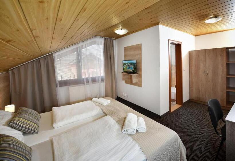 高级大房间, Vila Martina