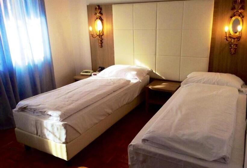 Номер Стандарт, La Locanda