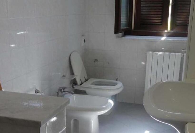 شقة غرفة واحدة مزودة بتراس, La Terrazza Di Spello