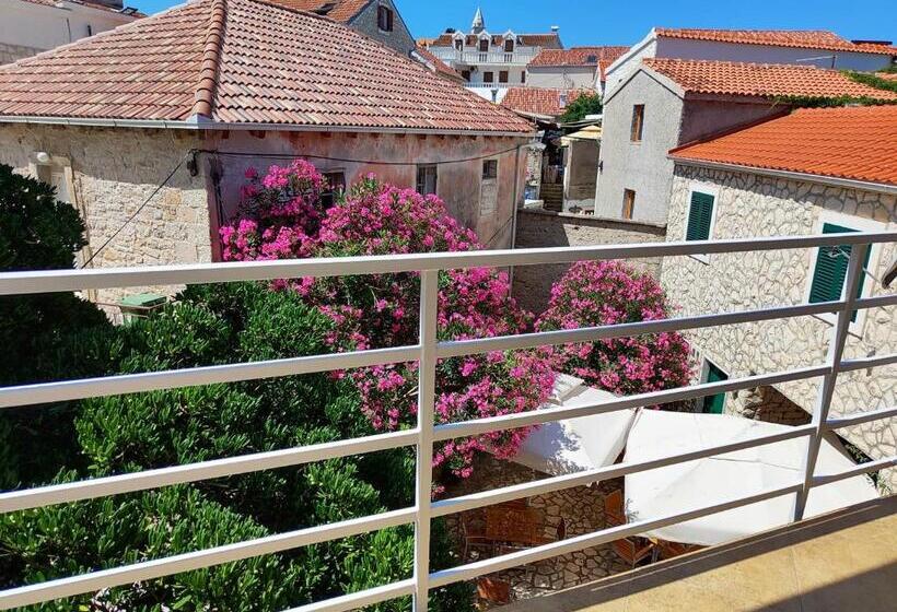 اتاق استاندارد با بالکن, Guest House Adria