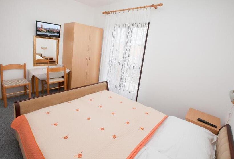 Номер Стандарт с Балконом, Pansion Maria