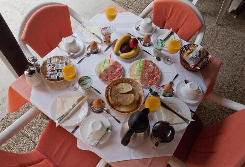 Номер Стандарт с Балконом, Pansion Maria