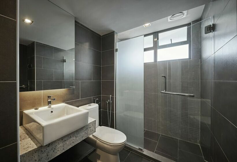 Люкс Премиум, Tropics Eight Suites