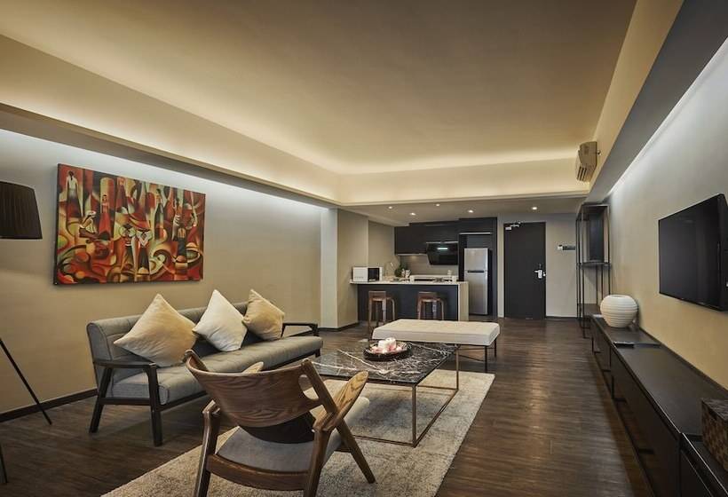 Люкс Премиум, Tropics Eight Suites