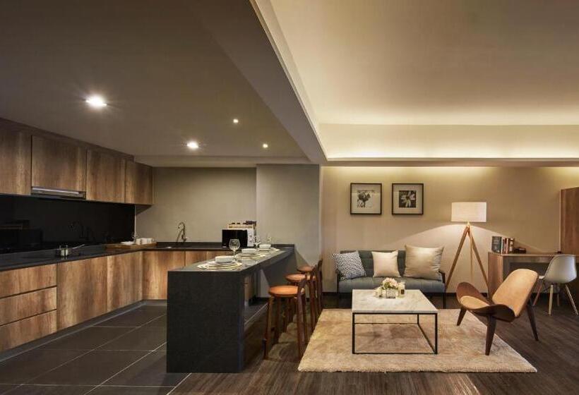 Люкс Deluxe 2 Спальни, Tropics Eight Suites