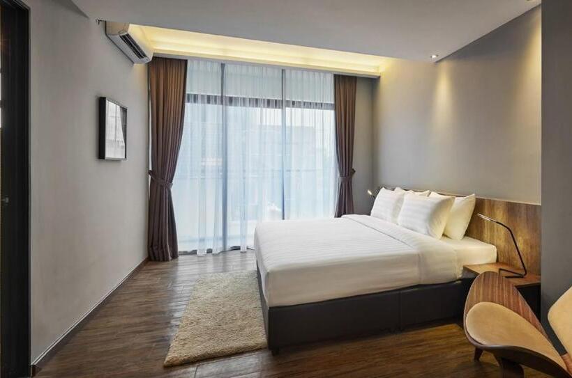 Люкс Повышенной Комфортности, Tropics Eight Suites