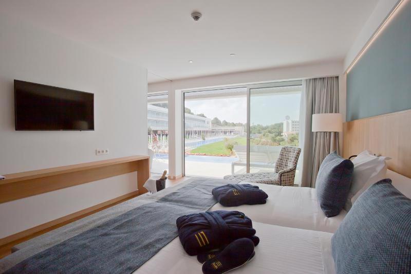 Номер Стандарт, Seth 55 Santo Tomas