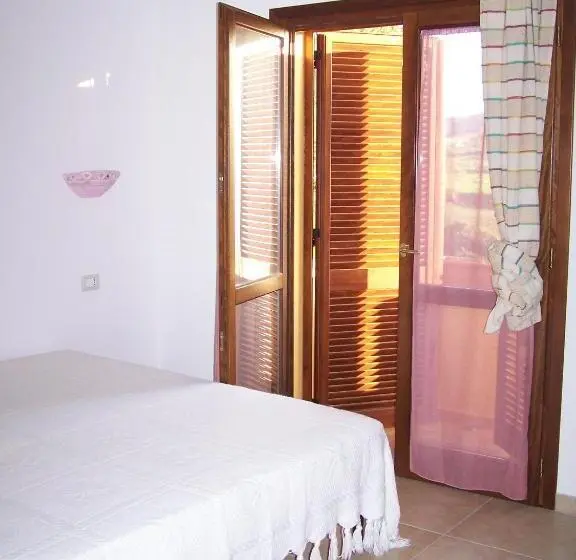 Standard-huone Terassi, Agriturismo Cuile De Molino