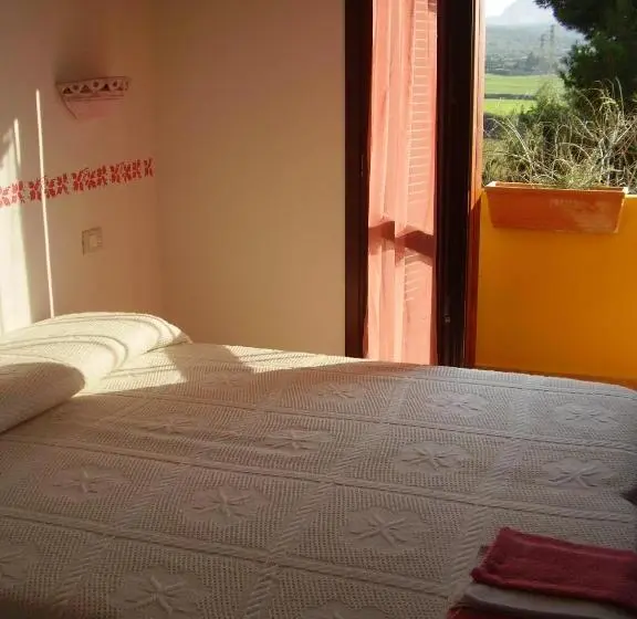 Standard-huone Terassi, Agriturismo Cuile De Molino