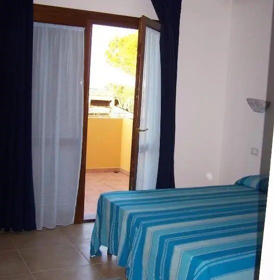 Standard Triple Room with Terrace, Agriturismo Cuile De Molino