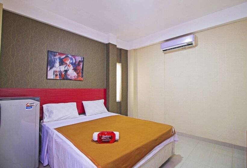 Номер Стандарт, Reddoorz Near Cilandak Town Square