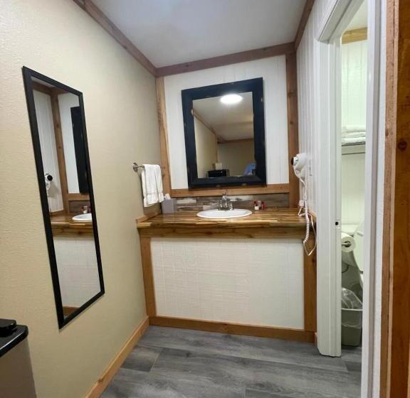 Номер Deluxe, Stagecoach Inn Woodville