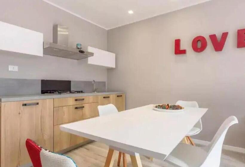 Дом 1 Спальня, Cala Azzurra Macari Bed And Breakfast And Holidays House