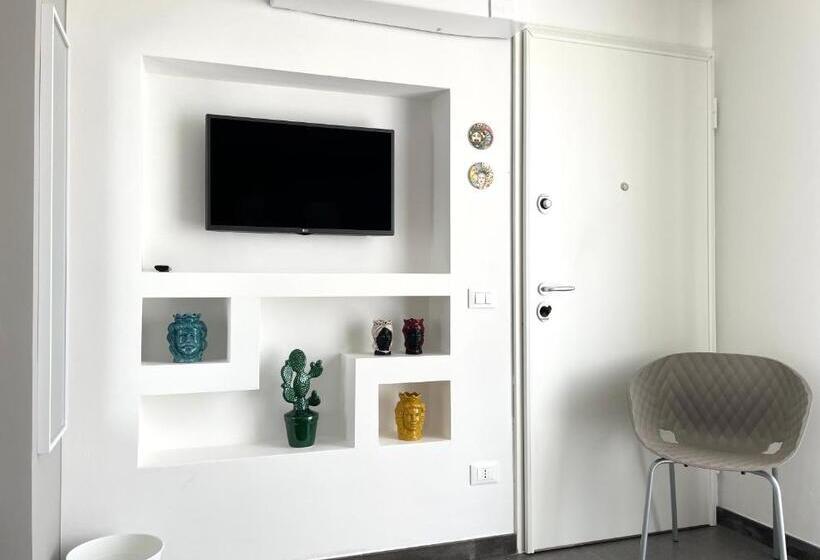 Номер Стандарт Вид на Море с Балконом, Cala Azzurra Macari Bed And Breakfast And Holidays House